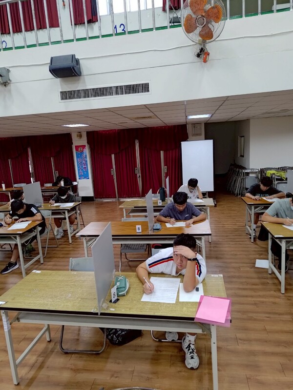 圖片說明