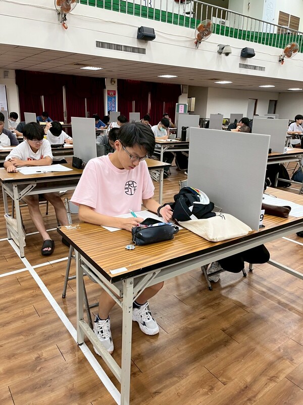 圖片說明