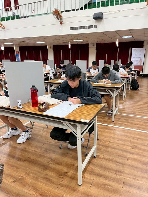 圖片說明