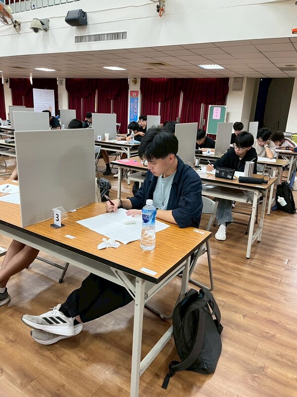 圖片說明