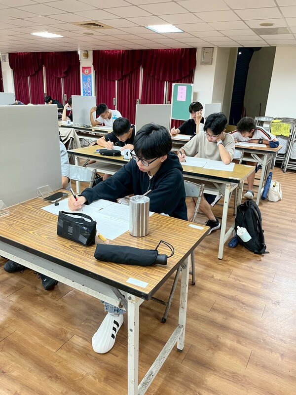 圖片說明