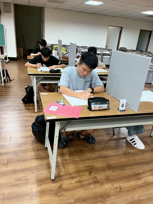 圖片說明