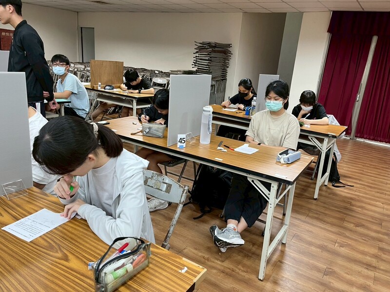 圖片說明