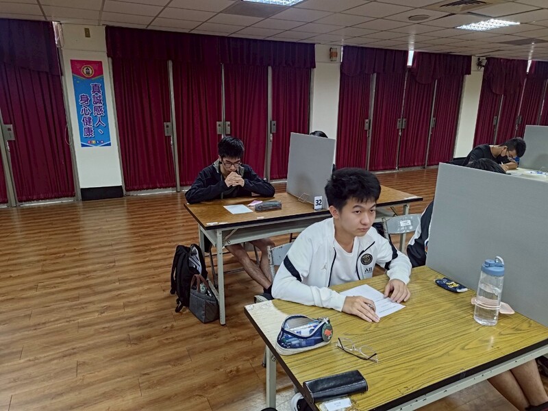 圖片說明
