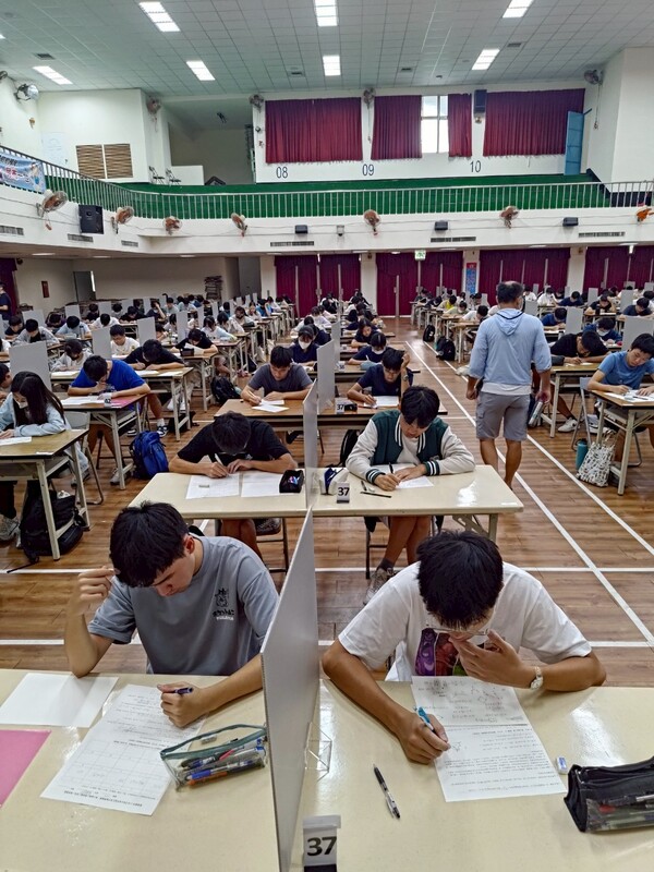 圖片說明