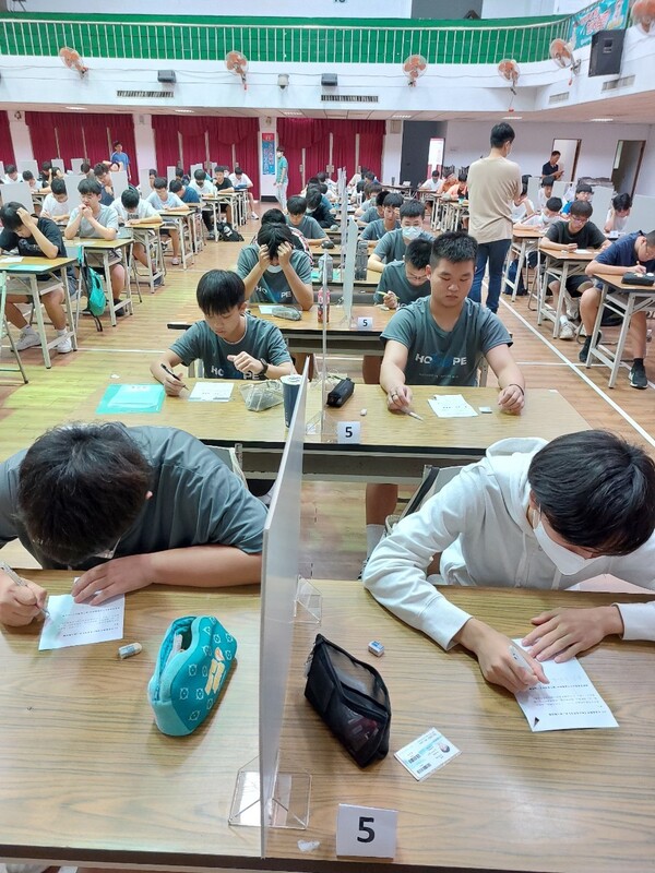 圖片說明